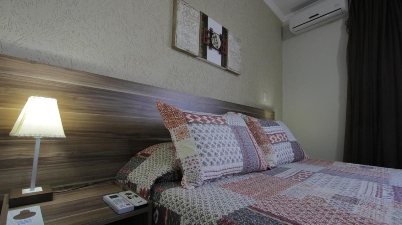 Beira Lago Palace Hotel Morrinhos  Extérieur photo