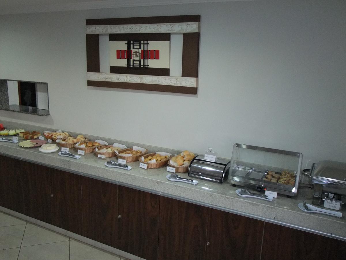Beira Lago Palace Hotel Morrinhos  Extérieur photo
