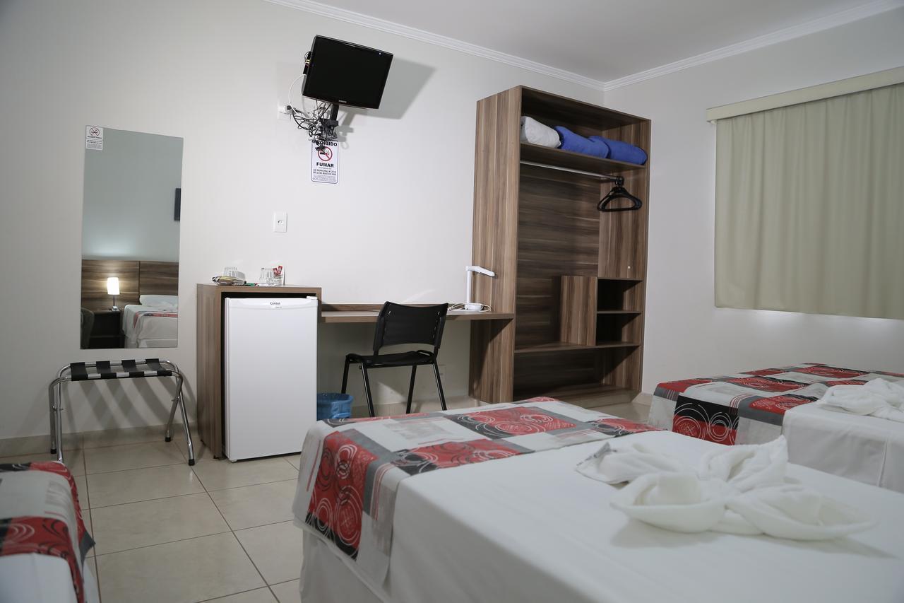 Beira Lago Palace Hotel Morrinhos  Extérieur photo