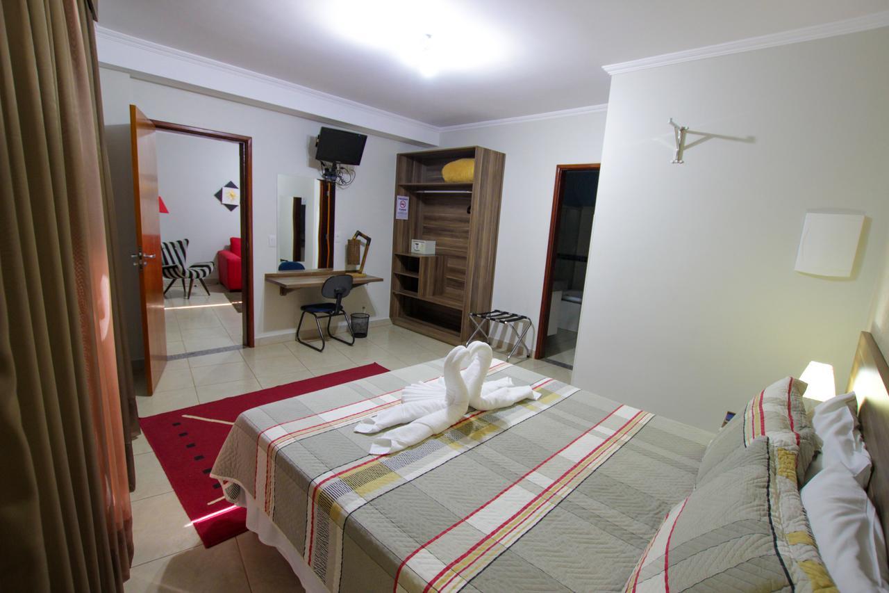 Beira Lago Palace Hotel Morrinhos  Extérieur photo