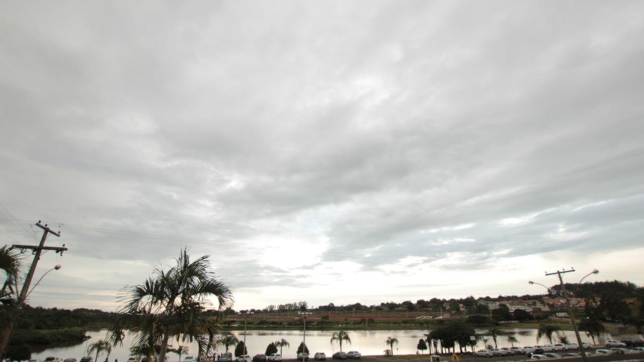 Beira Lago Palace Hotel Morrinhos  Extérieur photo