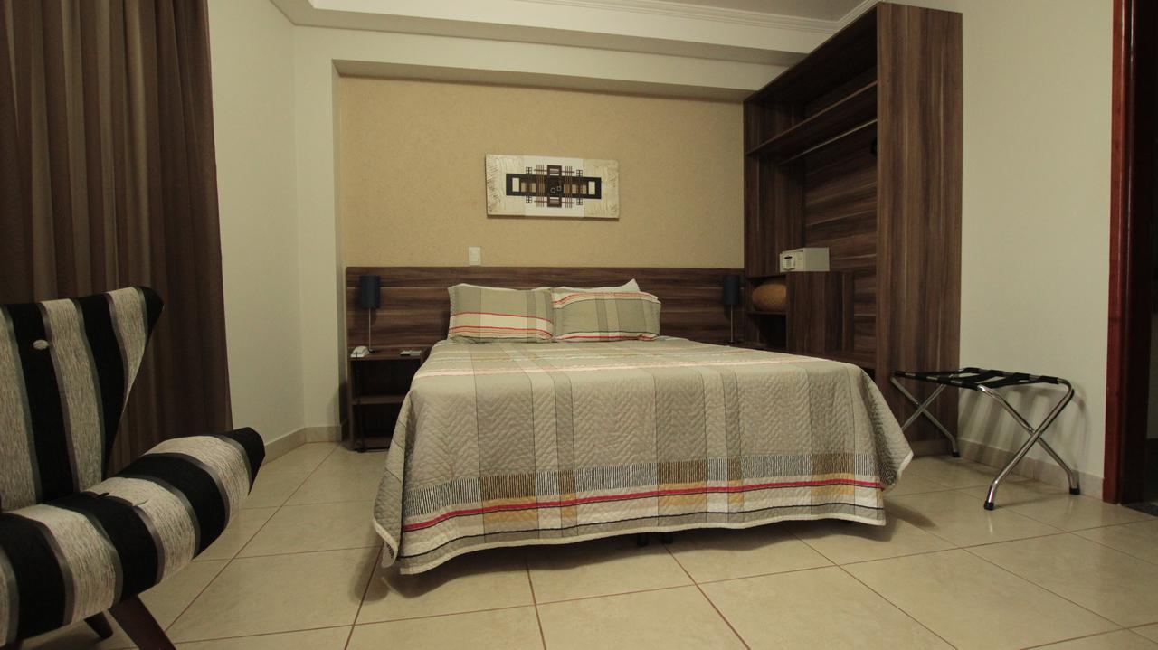 Beira Lago Palace Hotel Morrinhos  Chambre photo