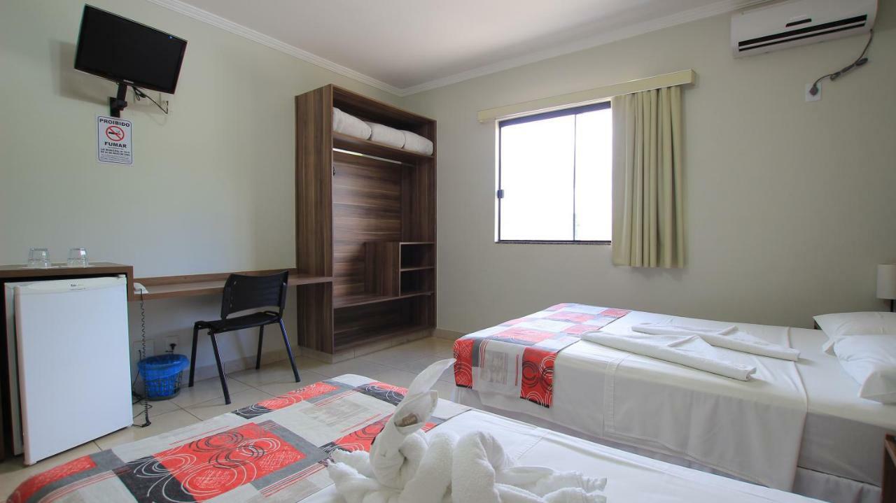 Beira Lago Palace Hotel Morrinhos  Extérieur photo