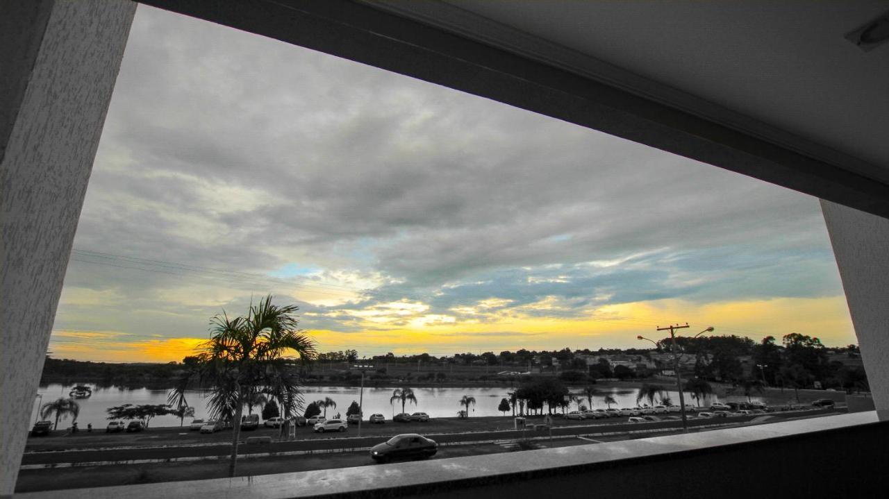 Beira Lago Palace Hotel Morrinhos  Chambre photo