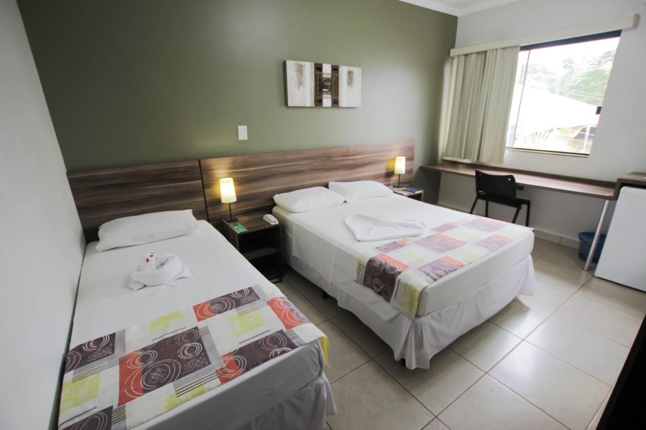 Beira Lago Palace Hotel Morrinhos  Extérieur photo